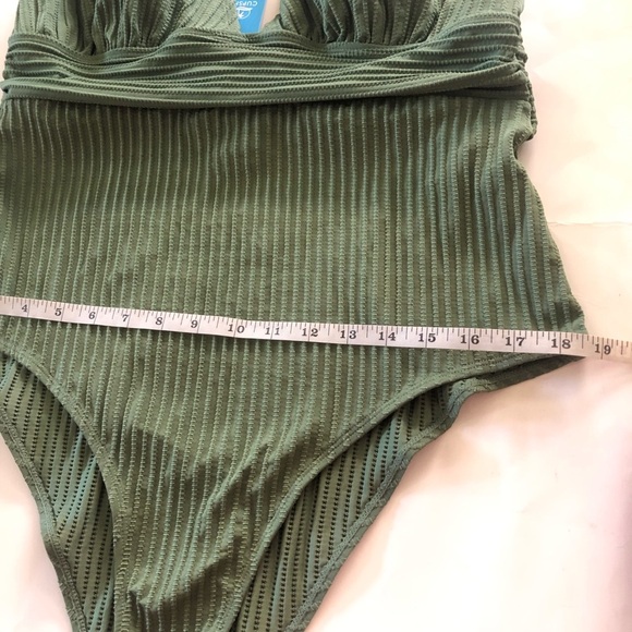 Cupshe Green Ribbed Plunge Neckl Rushed Twist Back Detail One Piece Swimsuit XL - Picture 13 of 14